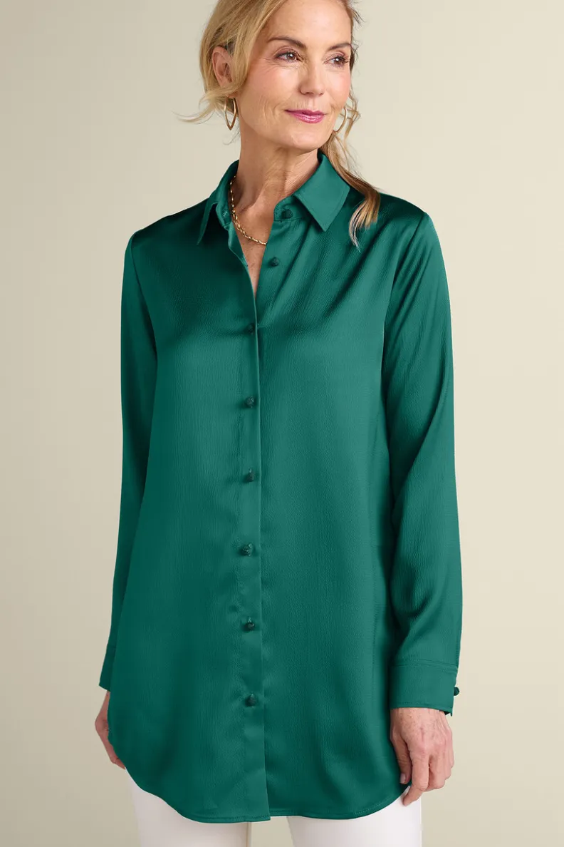 Camisa Holgada de Satén con Corte Boyfriend - Estilo Relajado y Versátil
