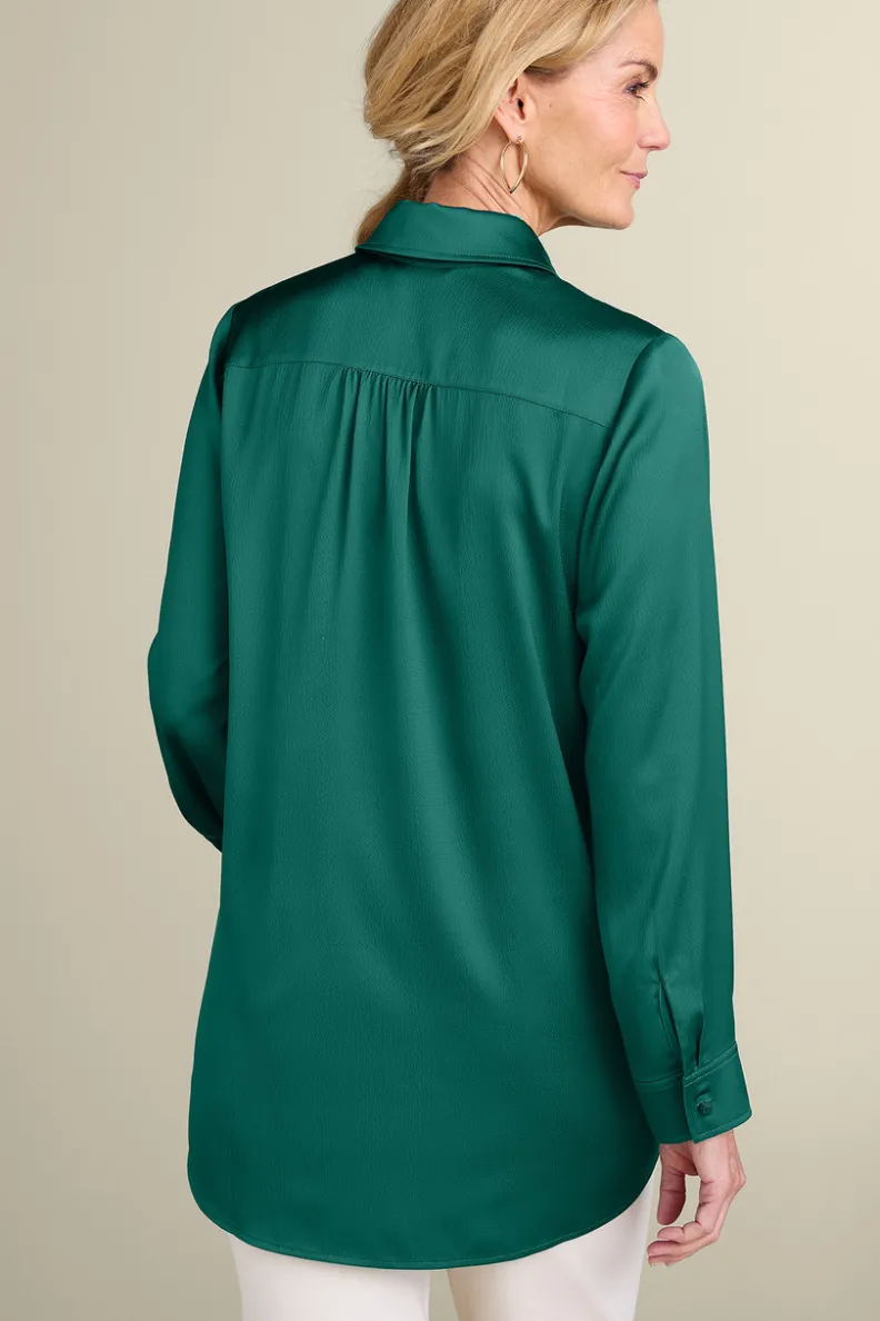 Camisa Holgada de Satén con Corte Boyfriend - Estilo Relajado y Versátil
