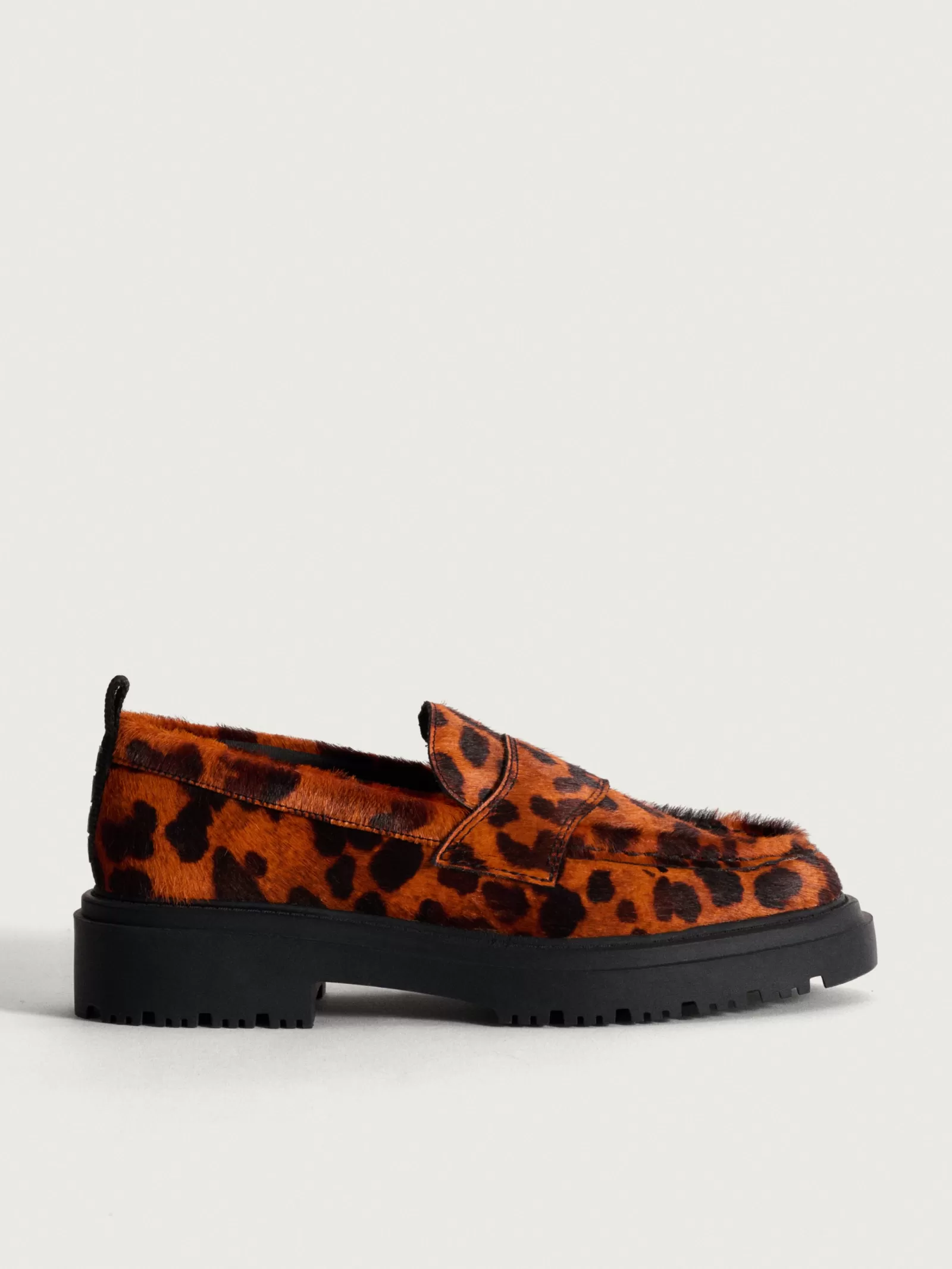 Zapatos Planos HOFF con Estampado Salvaje en Naranja - Mocasines Cómodos para Mujer