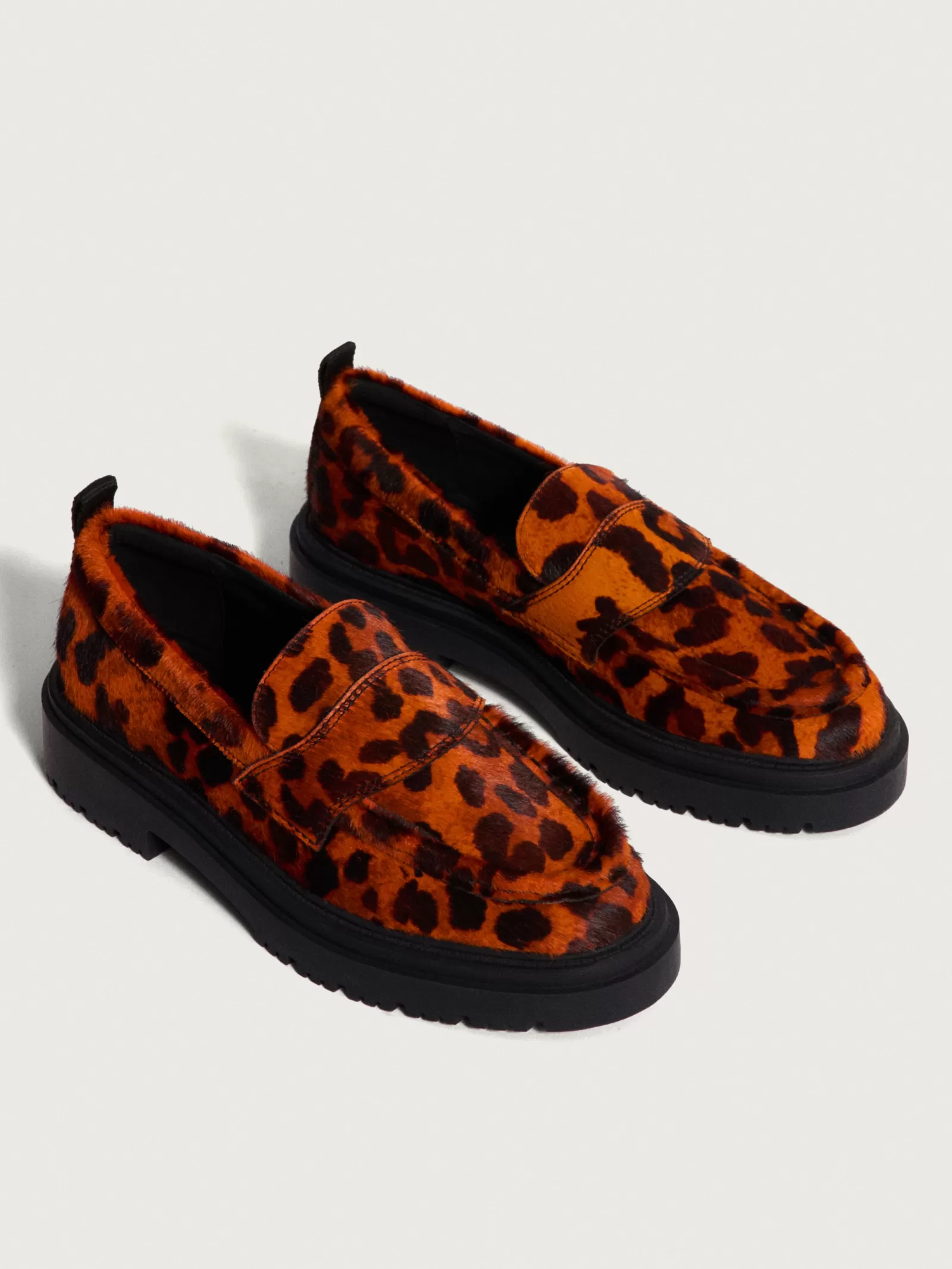 Zapatos Planos HOFF con Estampado Salvaje en Naranja - Mocasines Cómodos para Mujer