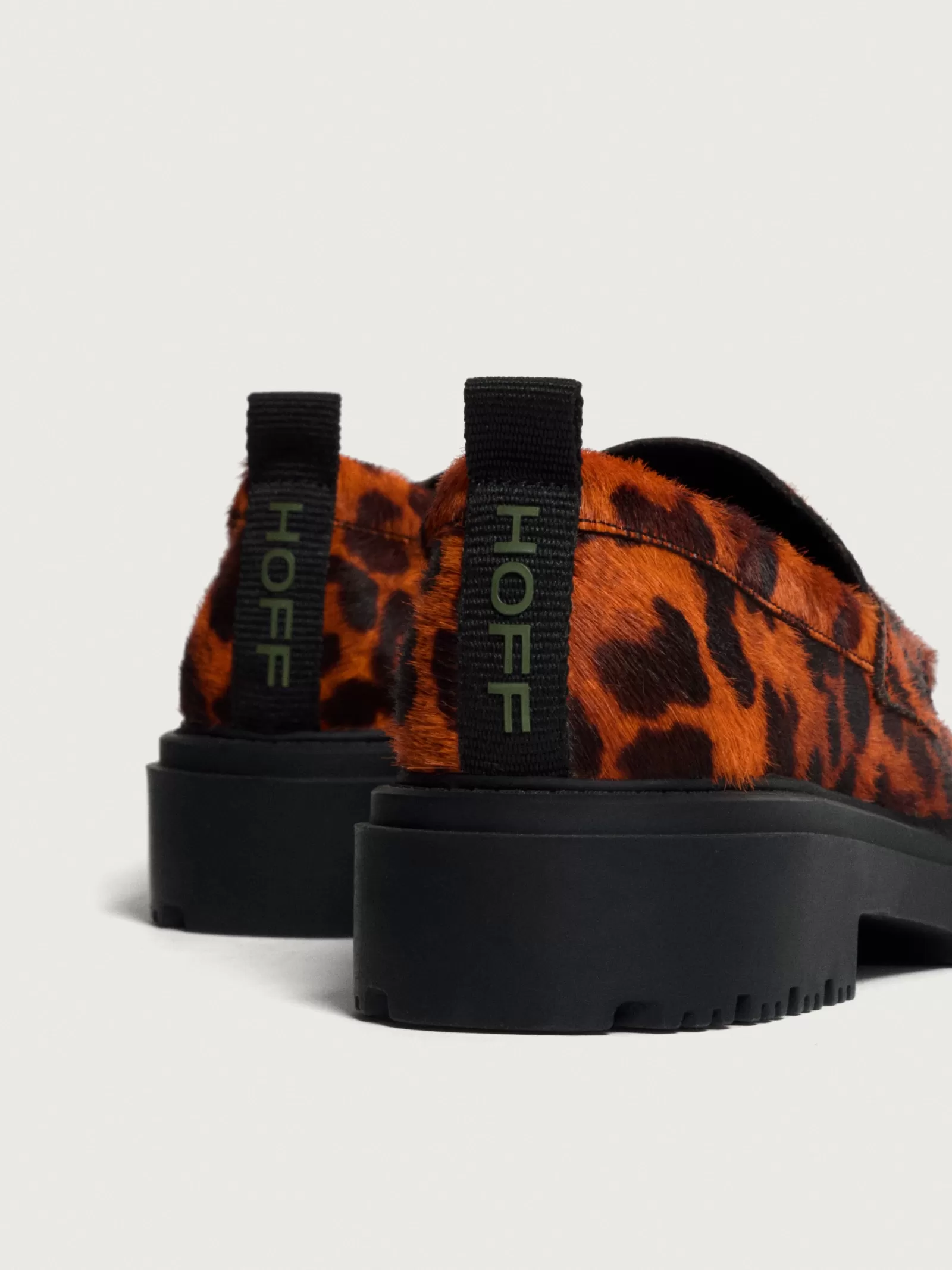 Zapatos Planos HOFF con Estampado Salvaje en Naranja - Mocasines Cómodos para Mujer