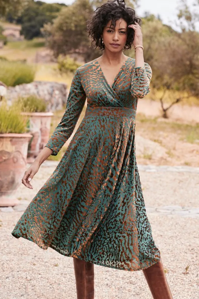 Vestido Shae Soft Surroundings - Estampado Exótico de Fauna en Tejido Fluido