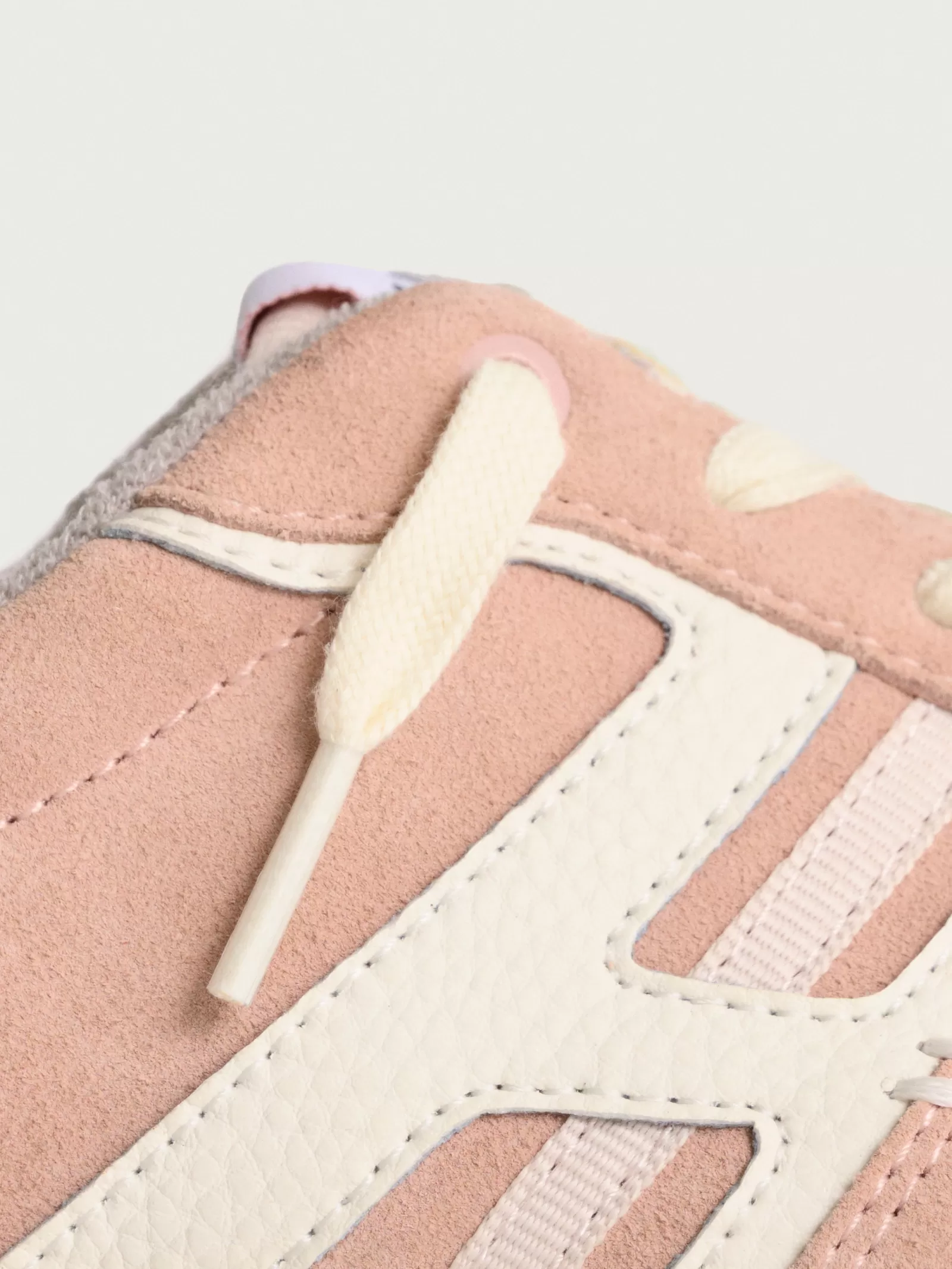 HOFF SHIBUYA | Zapatillas Urbanas para Mujer - Diseño Ligero con Estilo Tokiota 

(Observé la necesidad de eliminar caracteres especiales como 