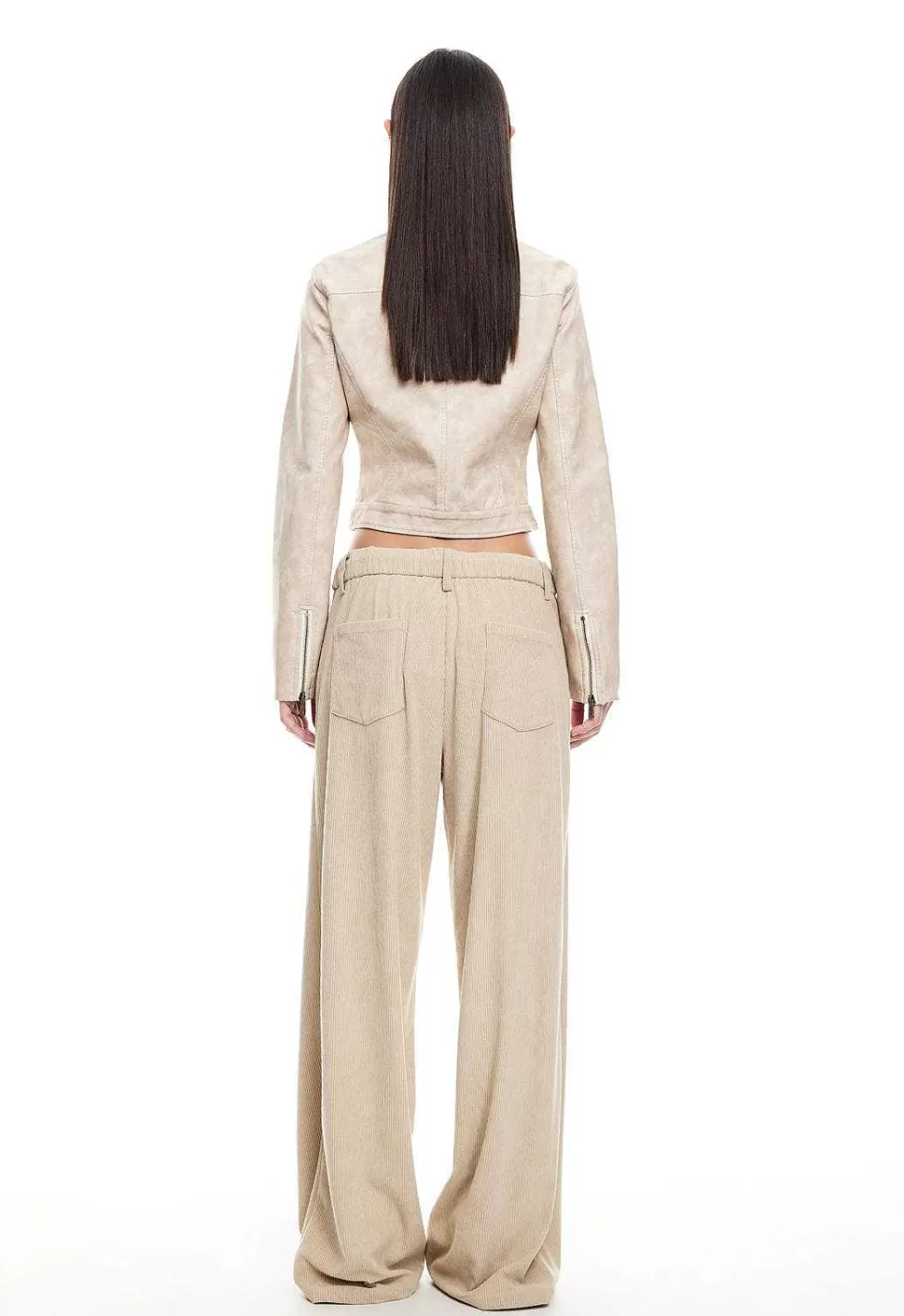 Pantalones Lioness Holgados con Detalle de Amarre - Estilo Urbano en Tendencia