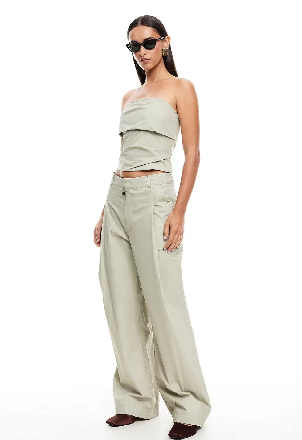¡Oferta Especial! Top Sin Tirantes Lioness con Diseño Atrevido - ¡Últimas Unidades!
