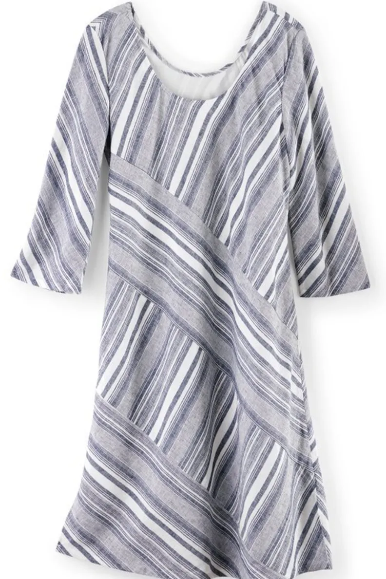 Vestido Sonya en Lino Fresco Blanco con Detalles Azules - Estilo Boho de Primavera/Verano por Soft Surroundings