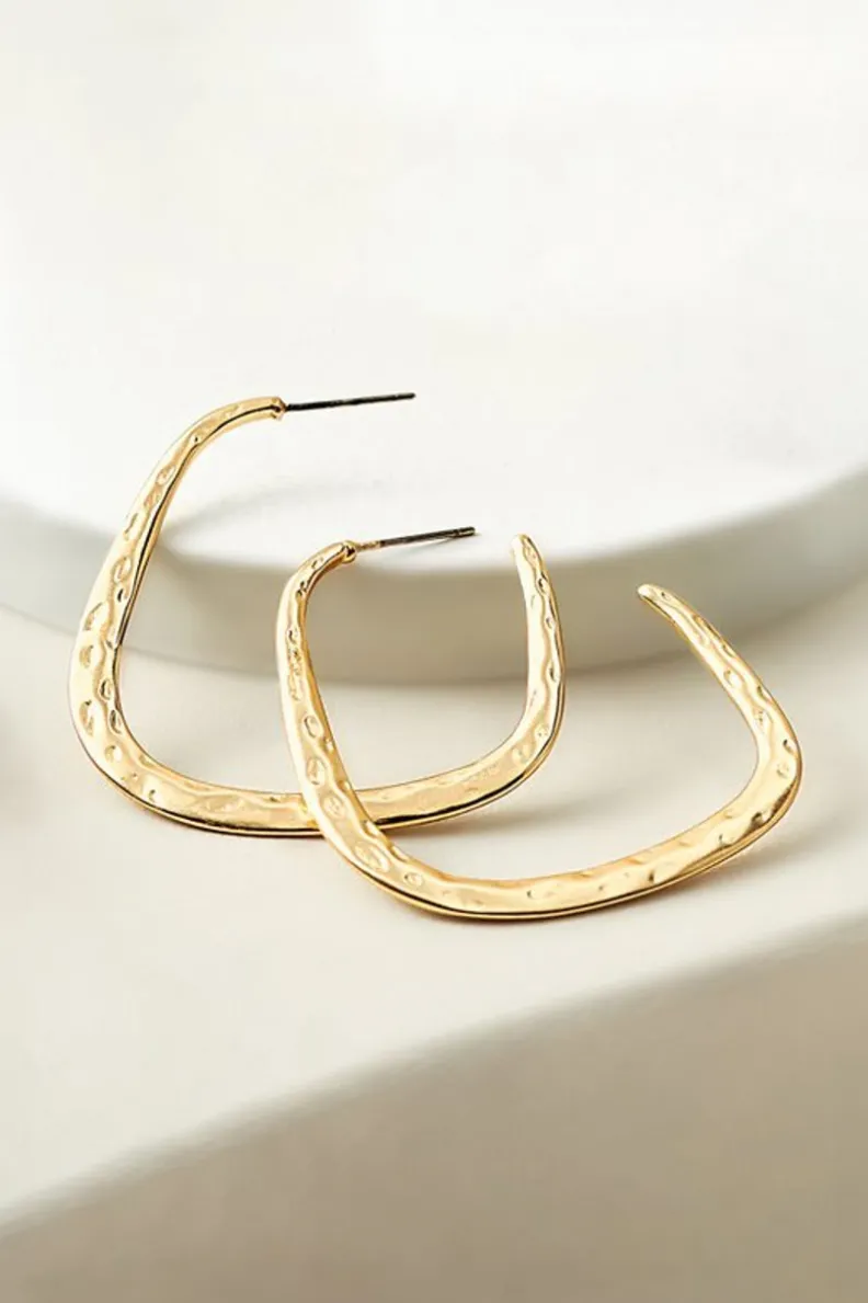 Aros Dorados Soreli con Martillado Artesanal - Diseño Suave y Elegante de Soft Surroundings
