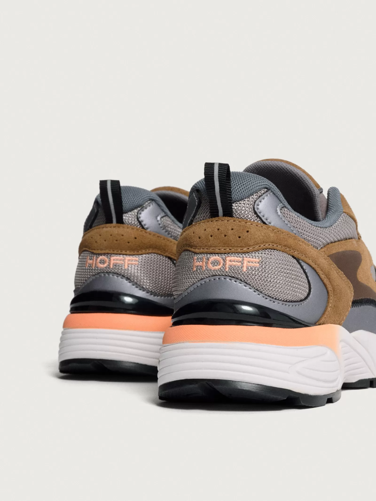HOFF Carolina - Zapatillas Urbanas para Hombre, Diseño Deportivo con Toque Sureño
