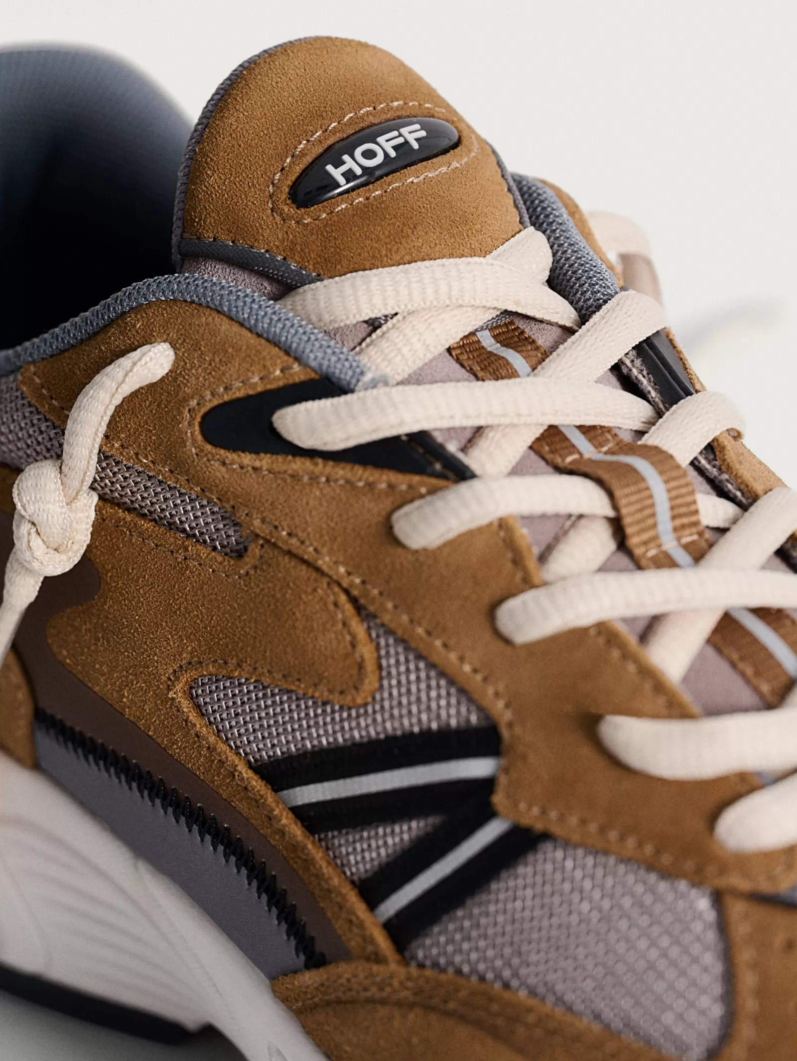 HOFF Carolina - Zapatillas Urbanas para Hombre, Diseño Deportivo con Toque Sureño