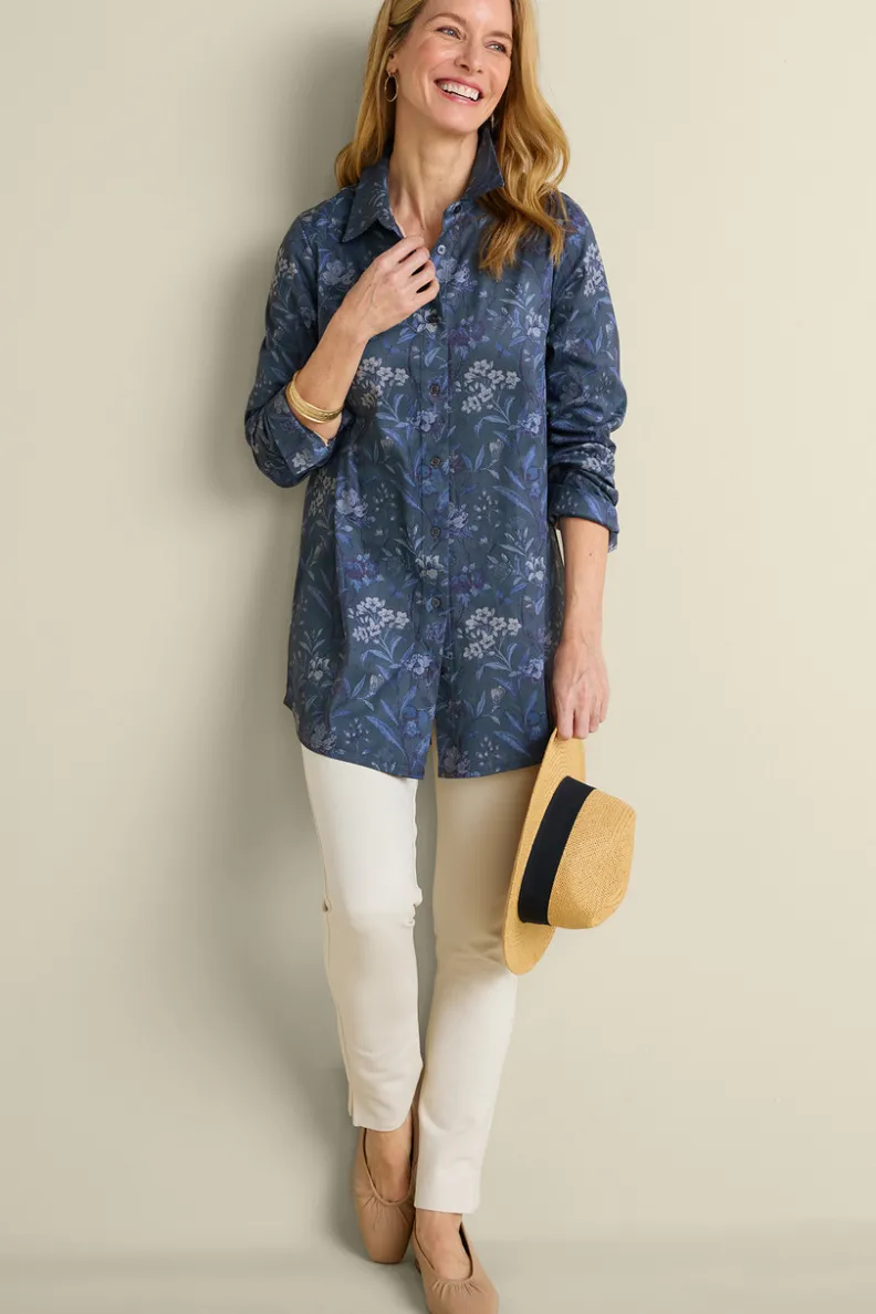 Camisa Túnica Boyfriend en Piel Sintética Elástica - Estilo Relajado con Diseño Botánico y Aviario | Soft Surroundings Collection