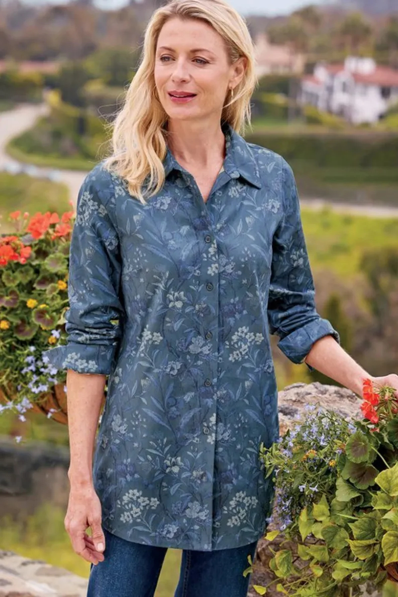 Camisa Túnica Boyfriend en Piel Sintética Elástica - Estilo Relajado con Diseño Botánico y Aviario | Soft Surroundings Collection