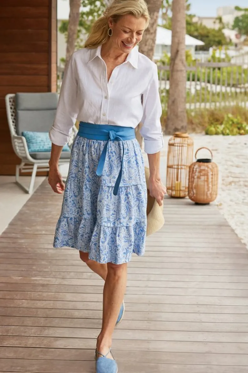 Falda Talisa de Soft Surroundings - Tejido en lino y viscosa, corte midi cómodo con detalles de costura premium. Disponible en tonos neutros para looks casual-elegantes.