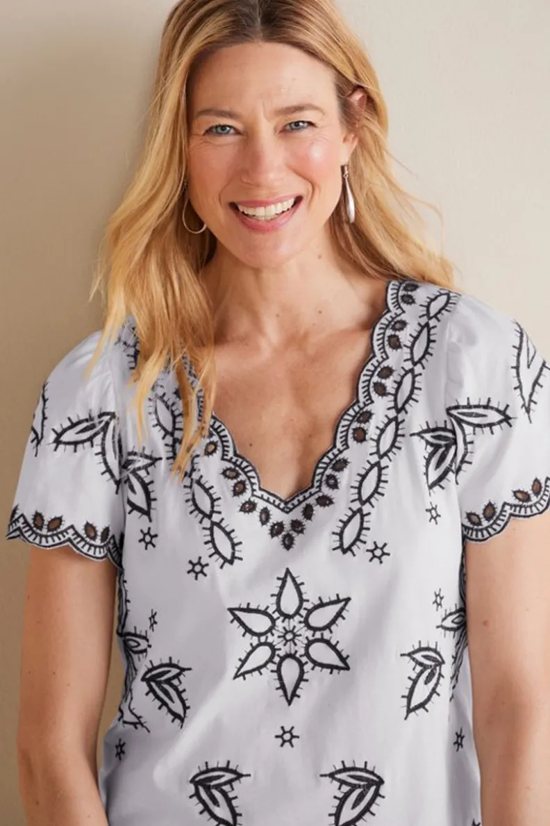 Blusa Bordada Teres - Diseño Artesanal en Marfil Perlado de Soft Surroundings