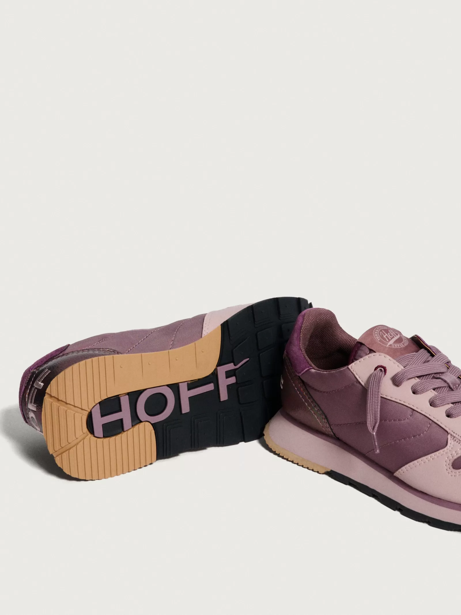 Zapatillas Urbanas Hoff Tesalia - Estilo Casual y Comfort para Mujer