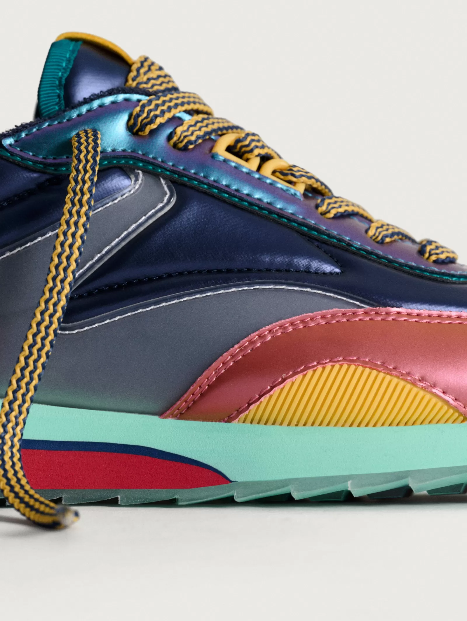 HOFF THE CLYDES - Zapatillas Deportivas para Mujer | Estilo Casual con Comodidad Premium | Calzado Urbano para Toda Estación