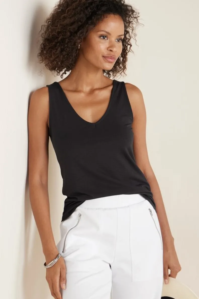 Camiseta Multiusos para Noches Cálidas - Conjuntos Cómodos de Dormir y Hogar Colección Soft Surroundings 

(，，