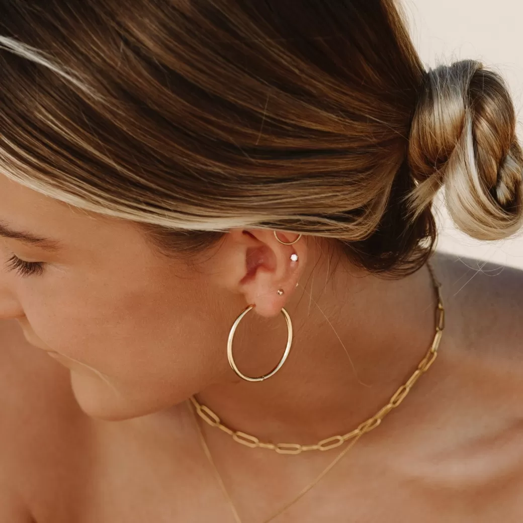 Aros Ultradelgados Atolea - Joyería en Línea con Estilo Minimalista