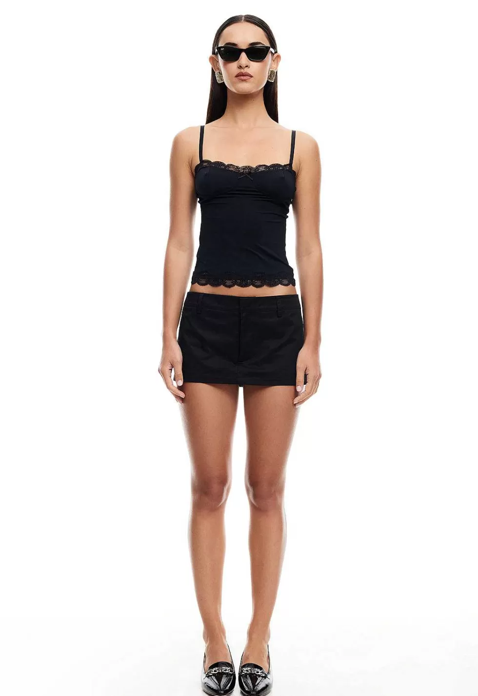 Sujetador de encaje Lioness - Elegancia femenina en diseño top model (versión camisola ajustable para escotes pronunciados)