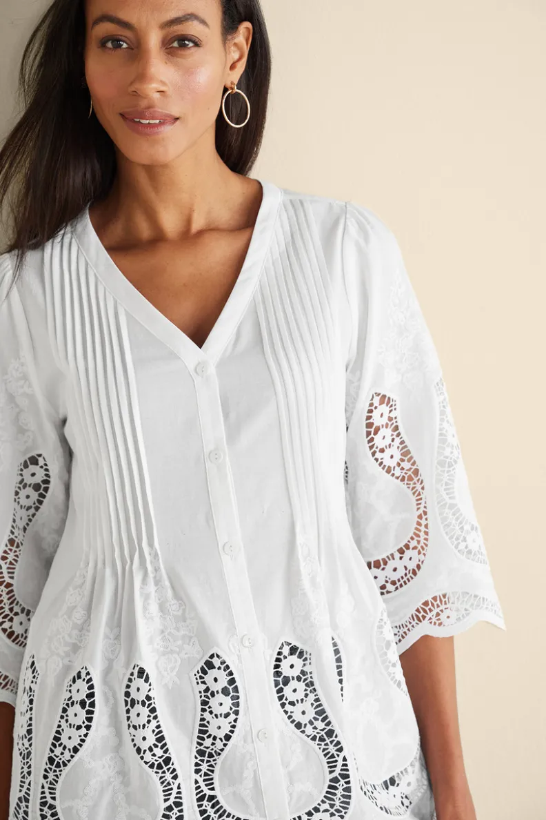 Blusa Trella con Detalle de Ojales - Estilo Aireado y Confort de Soft Surroundings