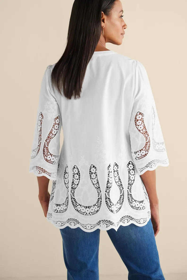 Blusa Trella con Detalle de Ojales - Estilo Aireado y Confort de Soft Surroundings