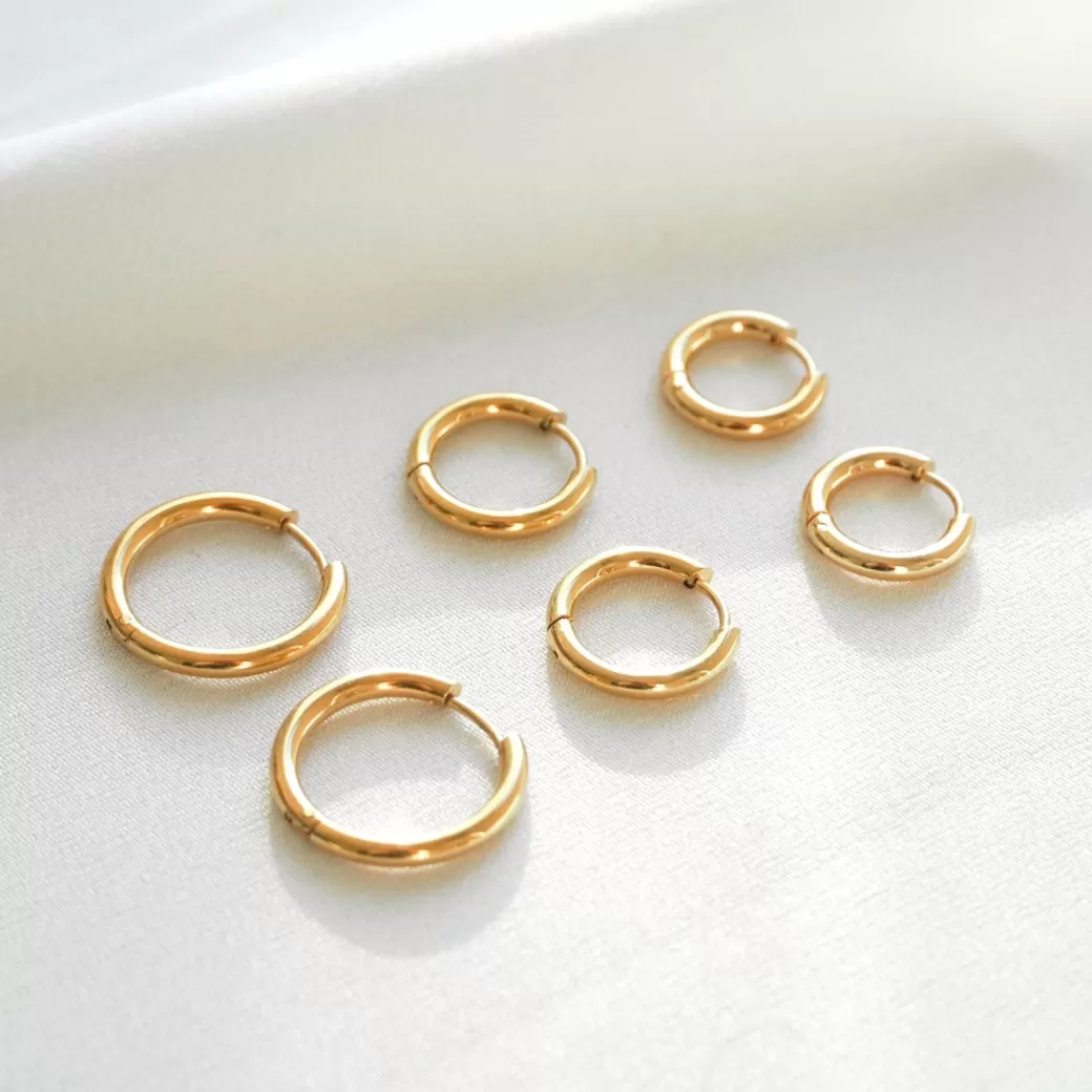 Aretes Elegantes de Tres Aros | Juego Versátil de Atolea Joyería