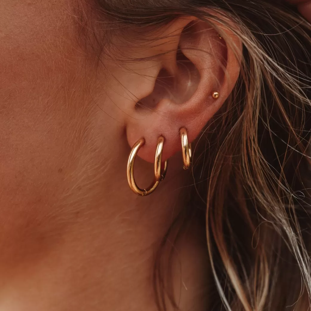 Aretes Elegantes de Tres Aros | Juego Versátil de Atolea Joyería