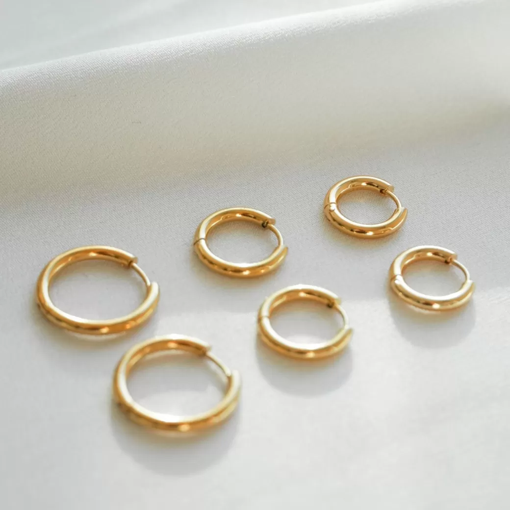 Aretes Elegantes de Tres Aros | Juego Versátil de Atolea Joyería