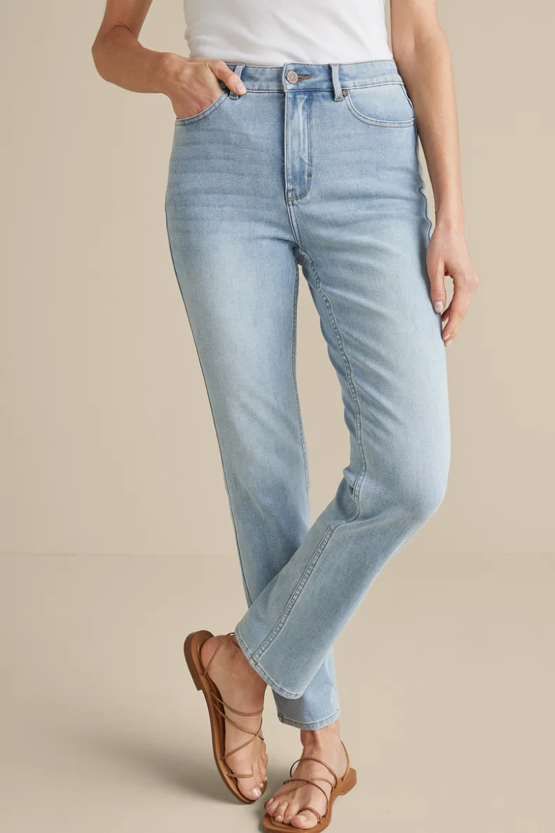 Jeans Soft Surroundings: Vaqueros Rectos en Denim Ultraconfort - Estilo Clásico que Acompaña Tu Movimiento