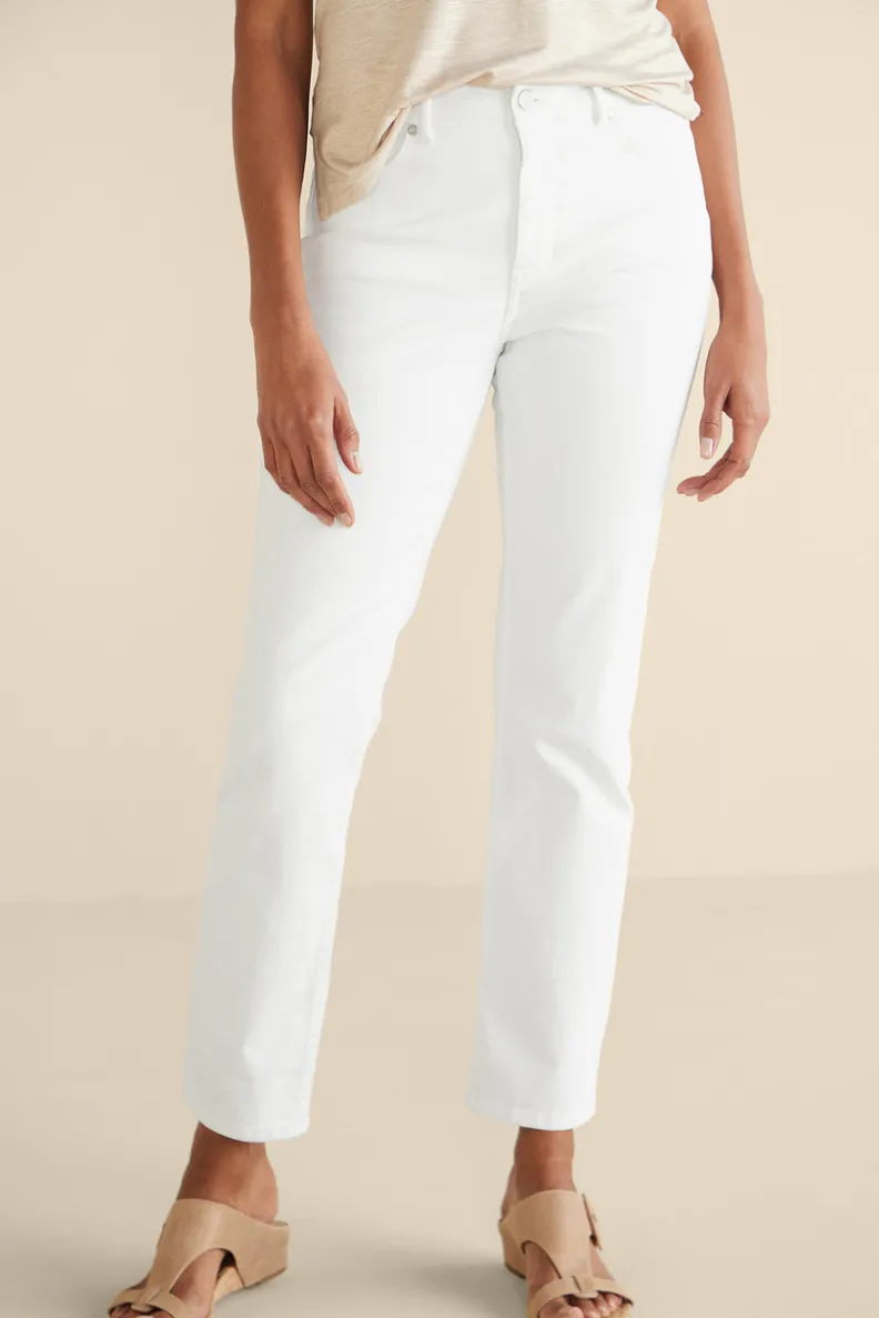 Jeans Soft Surroundings: Vaqueros Rectos en Denim Ultraconfort - Estilo Clásico que Acompaña Tu Movimiento