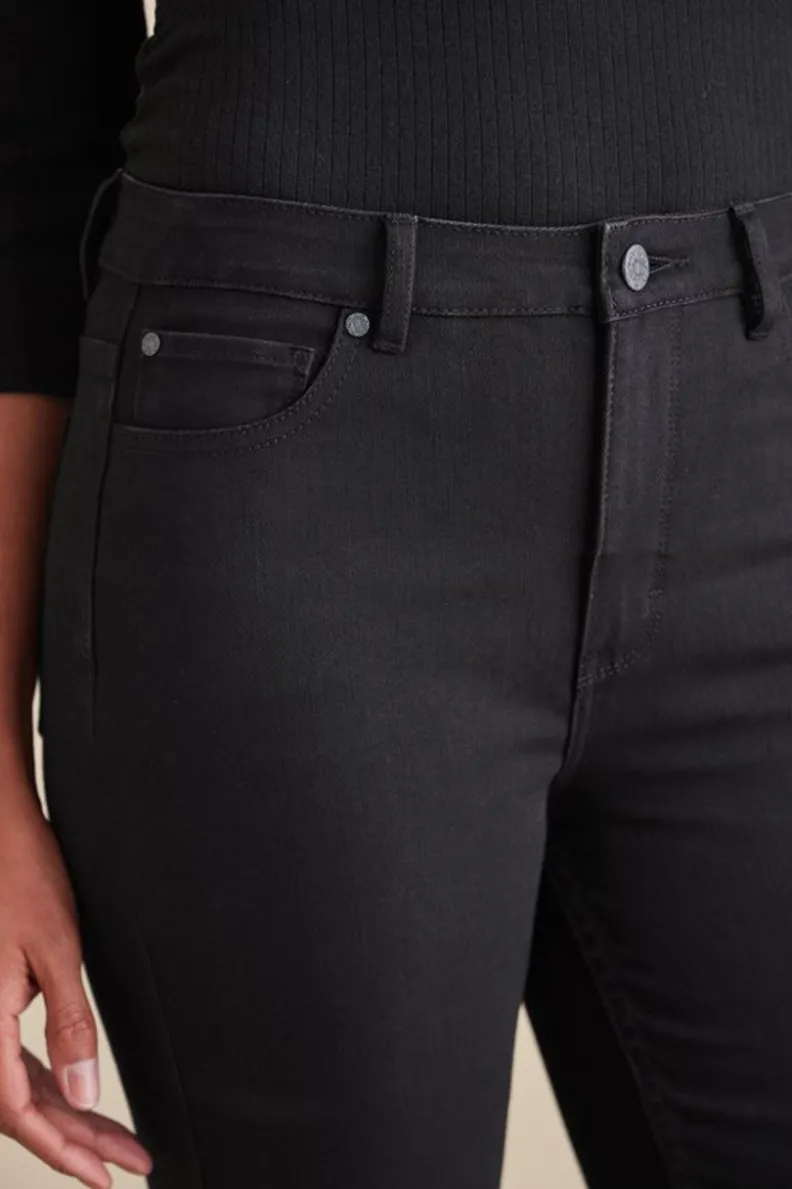 Jeans Soft Surroundings: Vaqueros Rectos en Denim Ultraconfort - Estilo Clásico que Acompaña Tu Movimiento