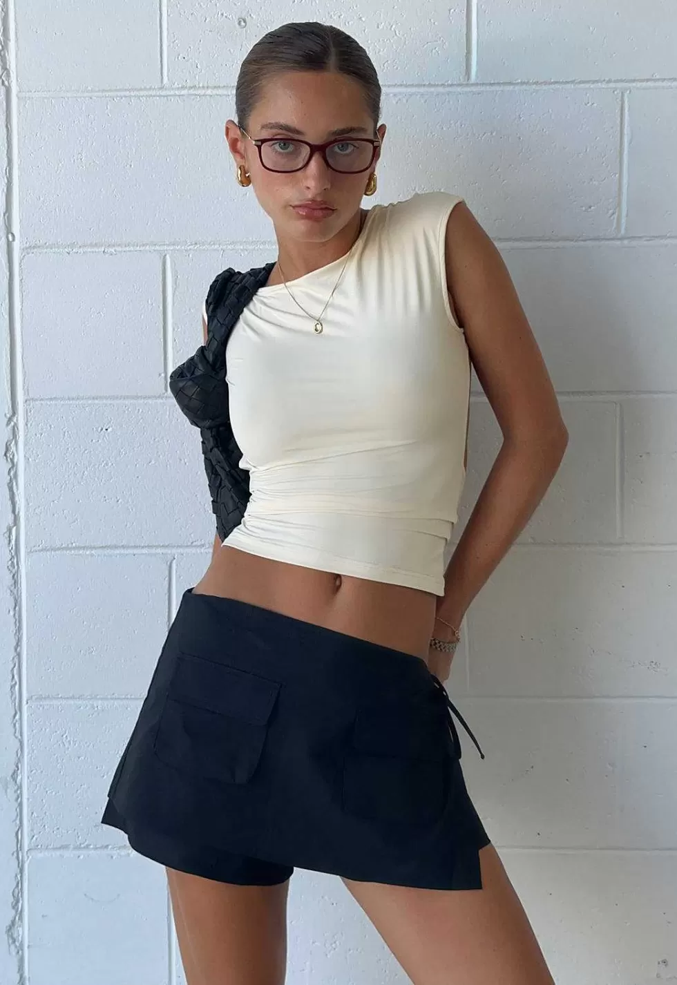 ¡Oferta Relámpago! Top con Lazos Lioness Uno - Estilo Único ¡No Te Quedes Sin El Tuyo!