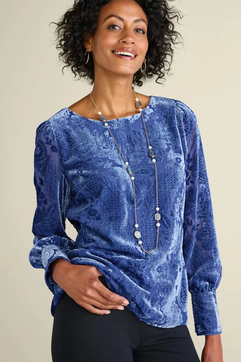 Blusa de terciopelo Vanetta - Elegancia suave para looks diarios | Colección Otoño-Invierno 2023 - Diseño Exclusivo en Telas Premium
