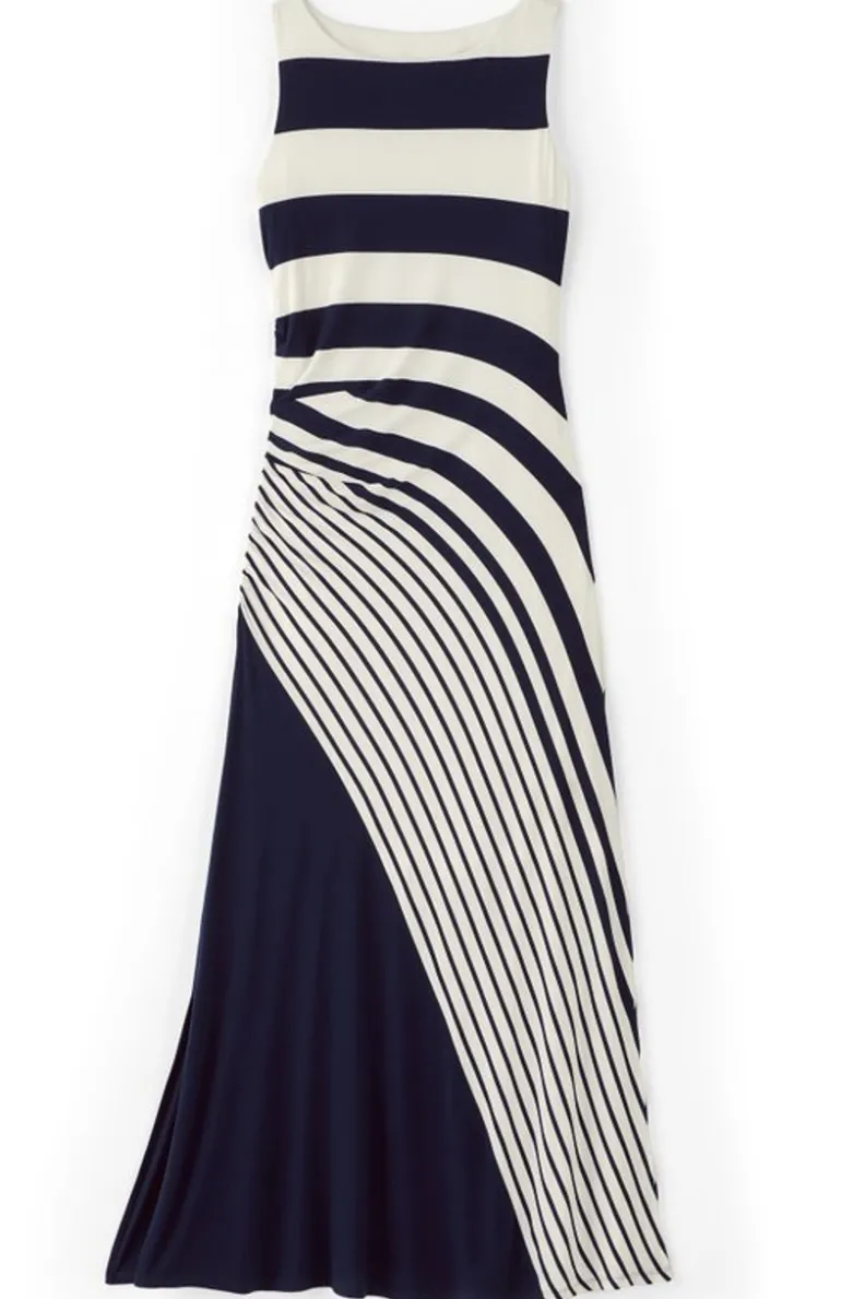 Vestido Infinito Vela de Soft Surroundings - Modelo Versátil en Combinación Azul Marino con Blancos, Diseño Elegante con Ajuste Personalizable