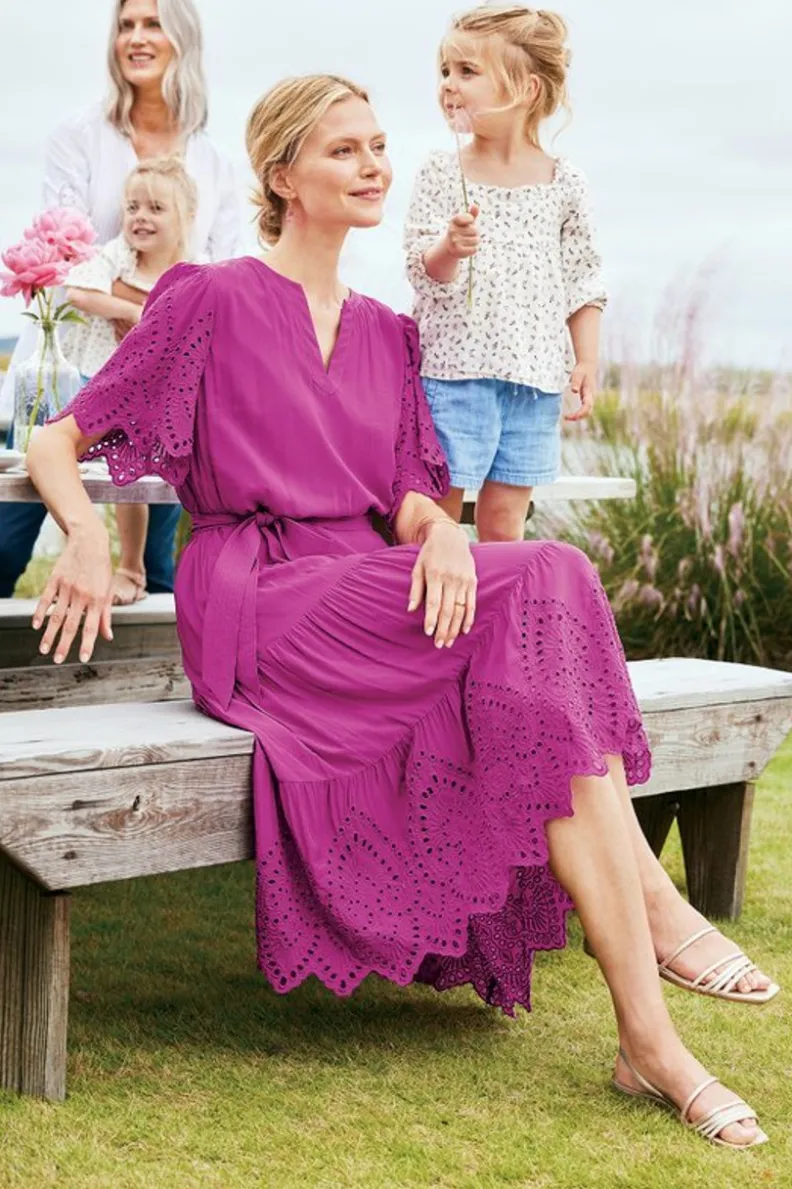 Vestido Midí Verena con Detalles de Ojillos - Soft Surroundings en Tono Orquídea Intenso