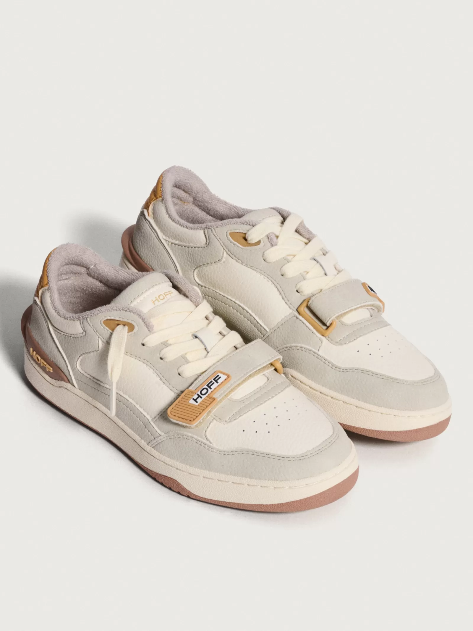 Zapatillas Deportivas HOFF para Mujer - Diseño Moderno en Vinilo, Ligeras y Duraderas