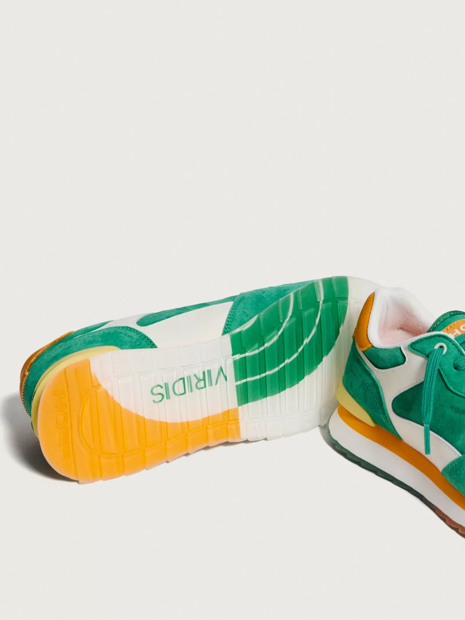 Zapatillas Deportivas HOFF Viridis para Hombre - Estilo Urbano con Detalles en Verde Bosque