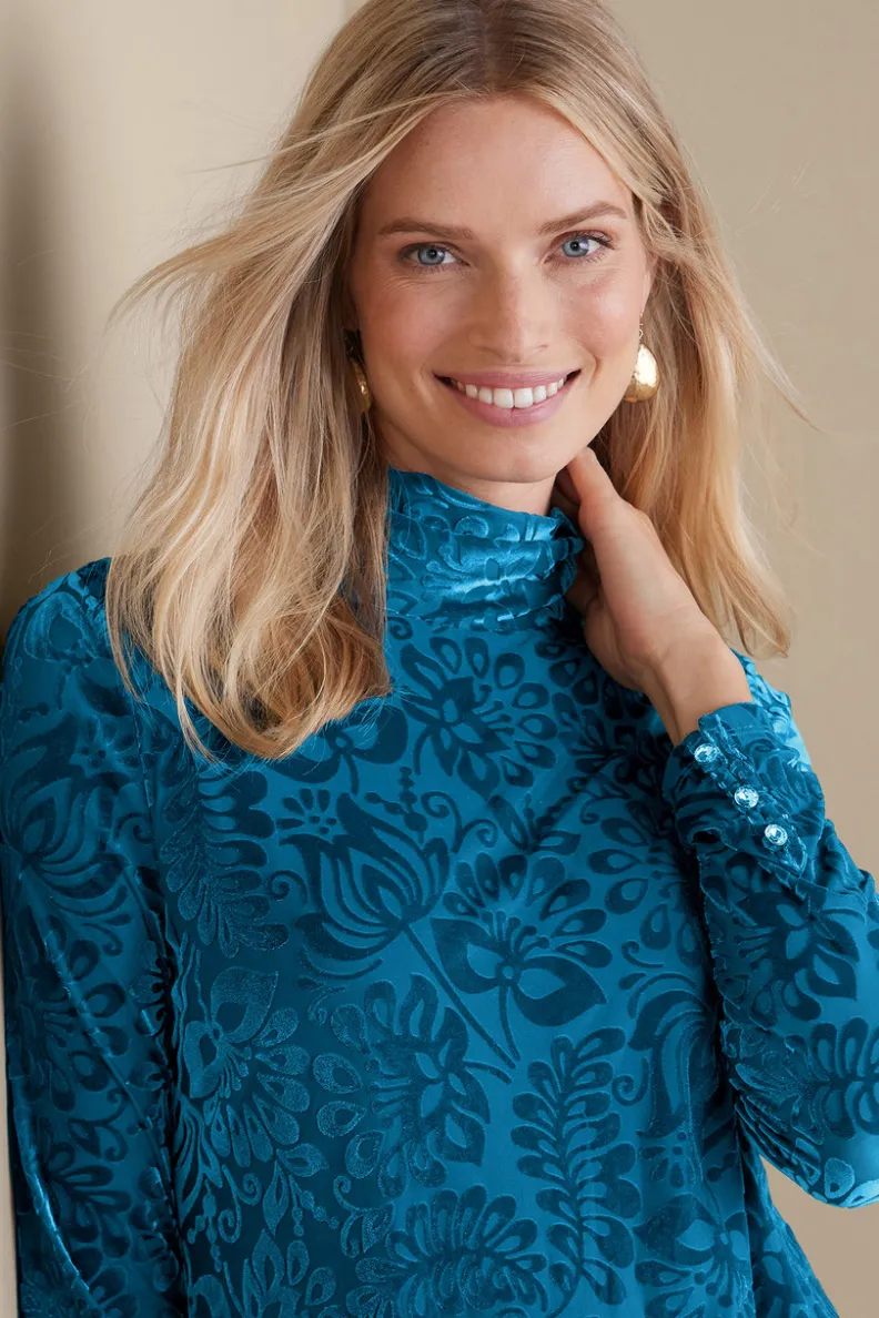 Jersey Walden de Terciopelo Suave - Cuello Alto con Detalles Elegantes | Tops-Soft Surroundings