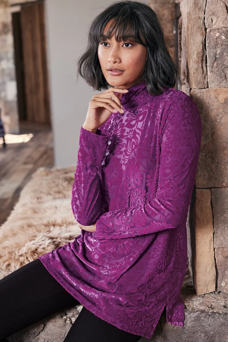Jersey Walden de Terciopelo Suave - Cuello Alto con Detalles Elegantes | Tops-Soft Surroundings