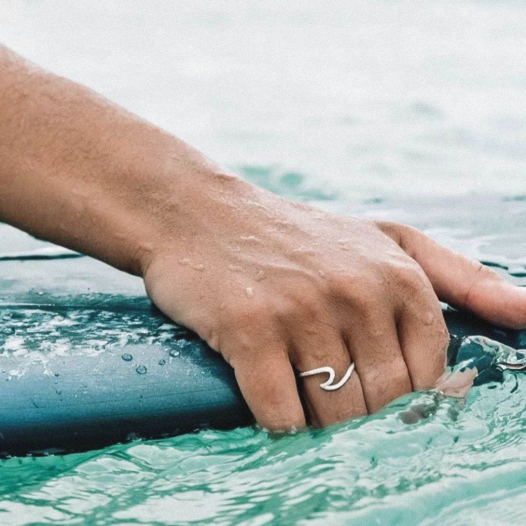 Anillo Ola - Joyas Atolea, Elegancia Costera de Moda
