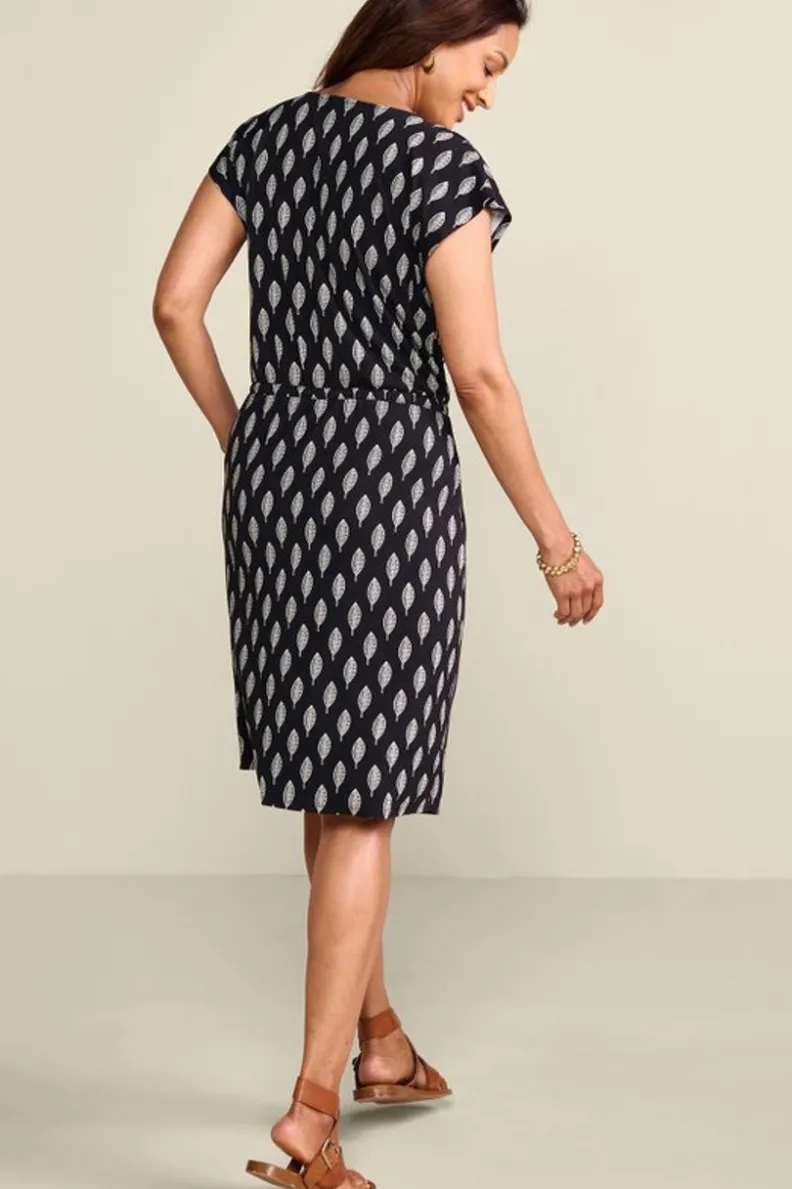 Vestido Corto Whitley con Estampado Tropical - Diseño Sofisticado de Hojas Exóticas por Soft Surroundings