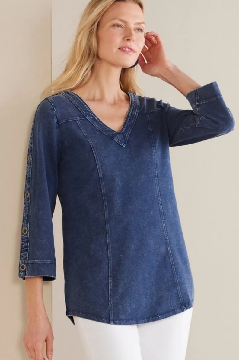 Blusas | Túnicas Casuales - Túnica Wilma en Denim Lavado de Punto Suave Color Azul Marino | Soft Surroundings