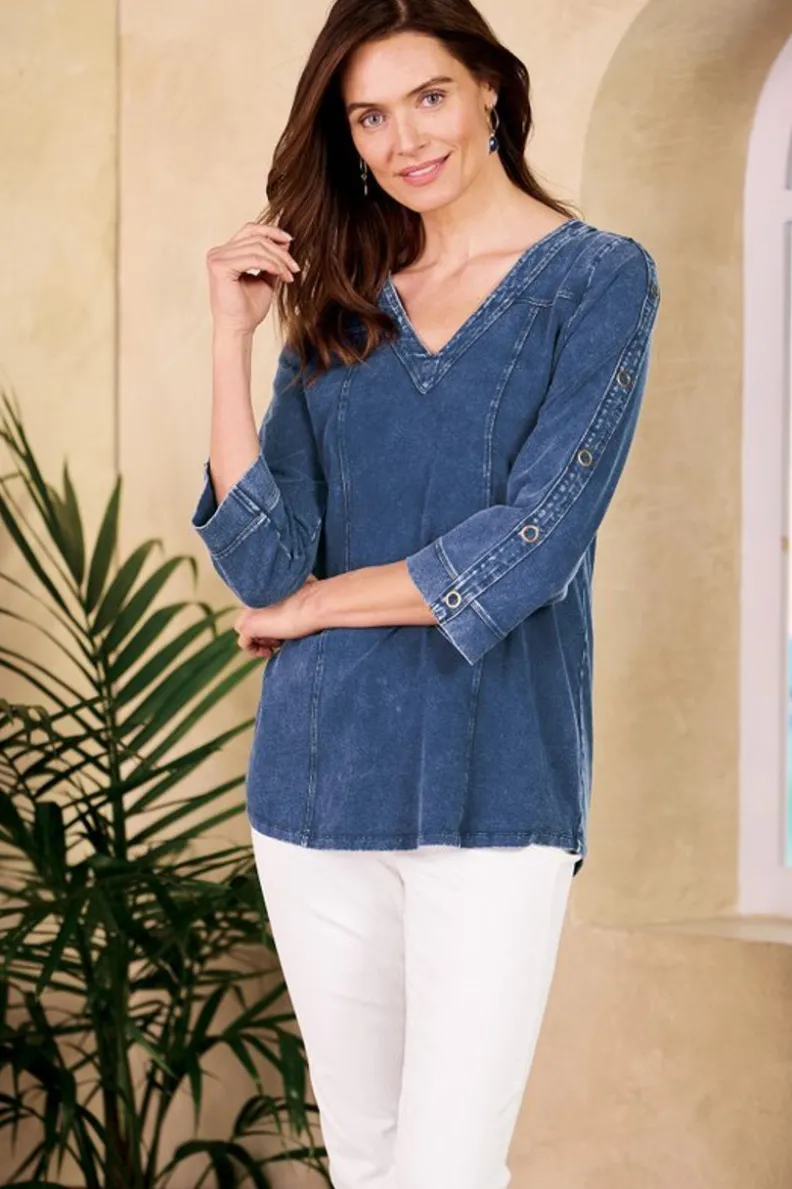 Blusas | Túnicas Casuales - Túnica Wilma en Denim Lavado de Punto Suave Color Azul Marino | Soft Surroundings