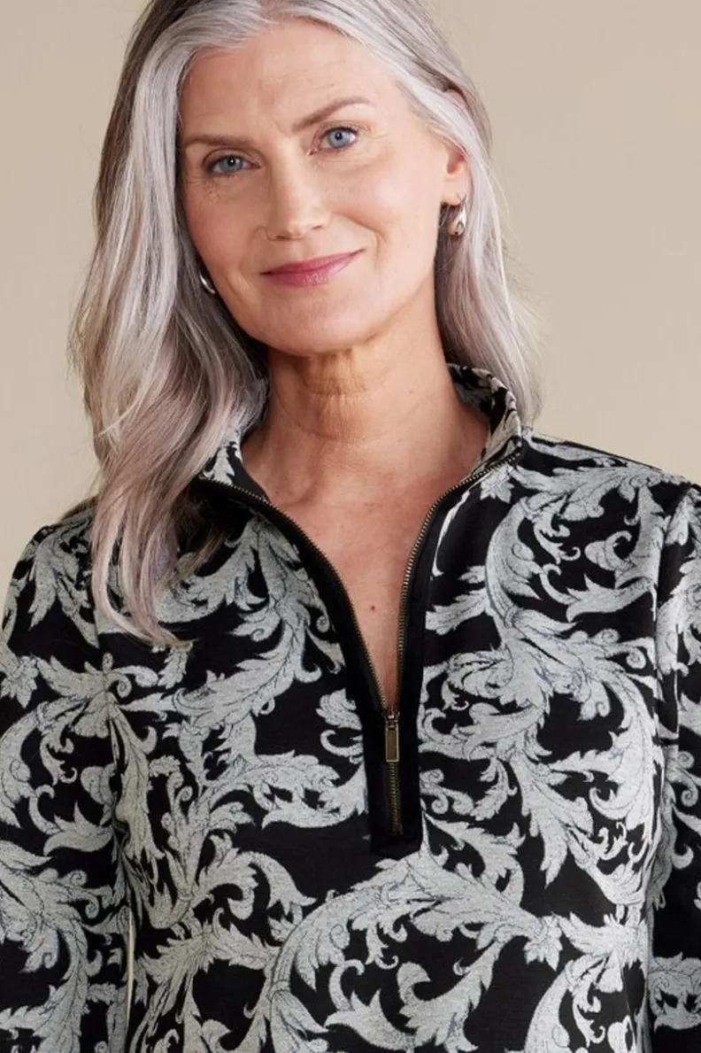Sudadera Winona de Entornos Suaves - Prenda Superior en Tono Neutro con Diseño Fluidizado