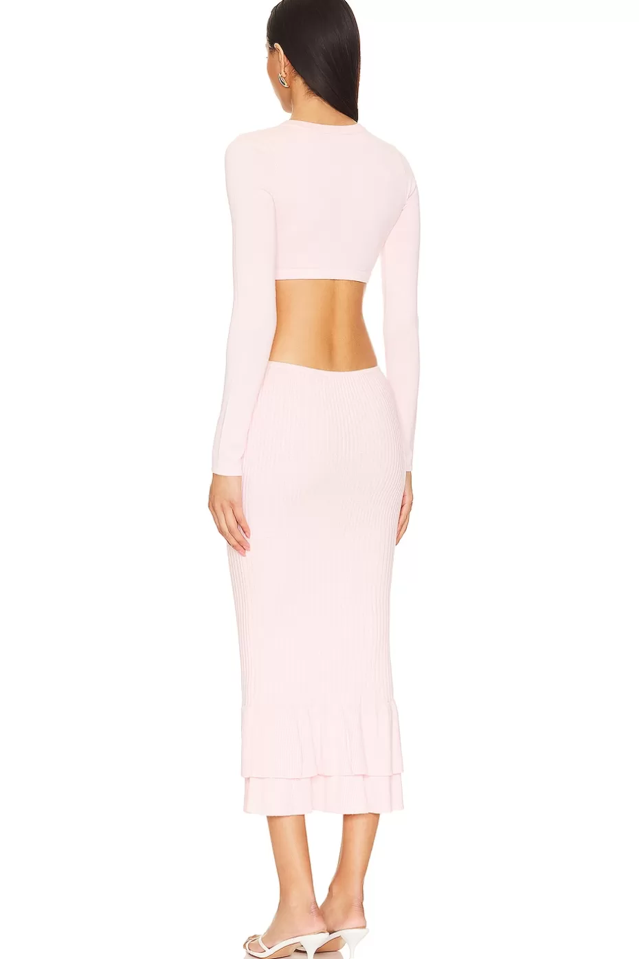 Vestido midi floral Wrenna de Lovers & Friends - Detalles de rosetas elegantes para ocasiones especiales