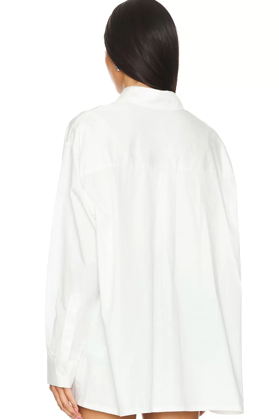 Amantes & Amigos presenta: Camiseta estilosa 'Mia' de Maggie MacDonald - Diseño exclusivo para looks únicos