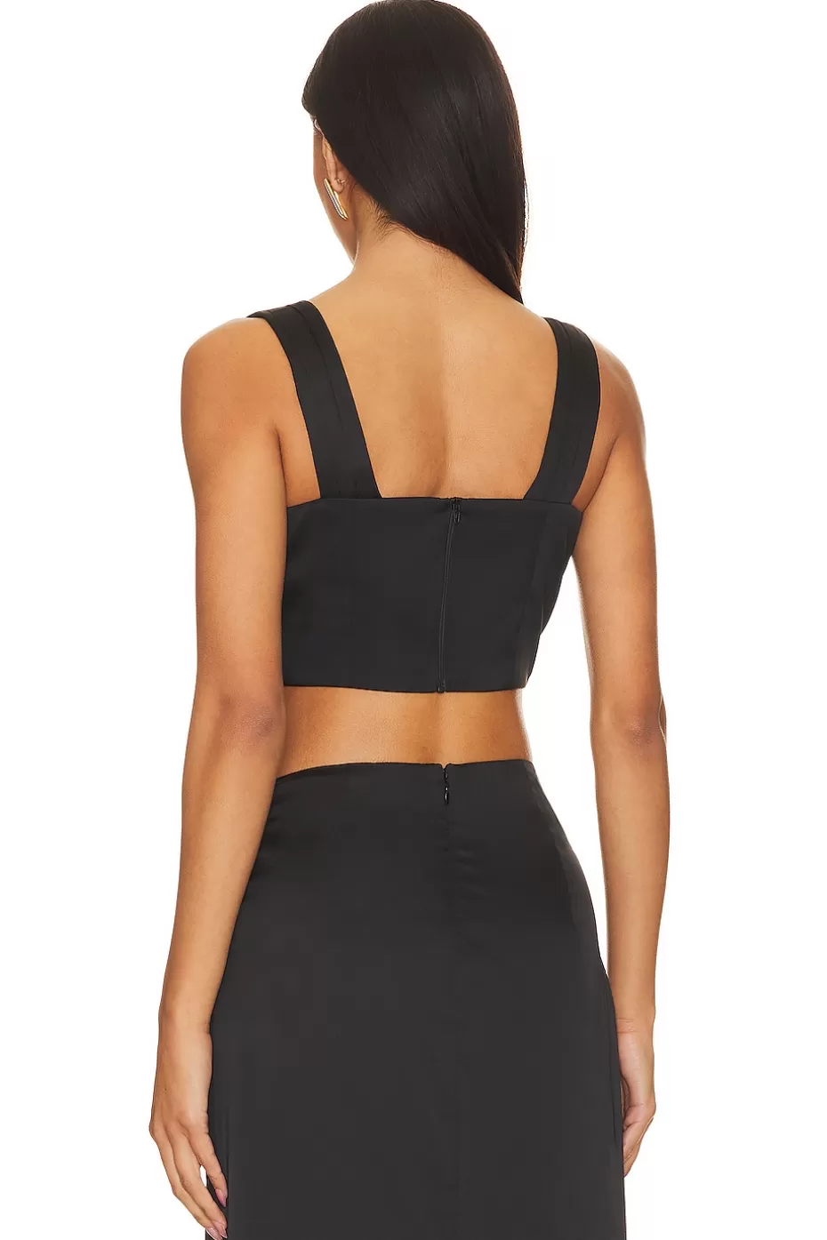 Blusa elegante de satén con brillo sedoso - Colección colaborativa Lovers + Friends y Rachel Adle | Corte halter moderno con detalle drapeado en espalda